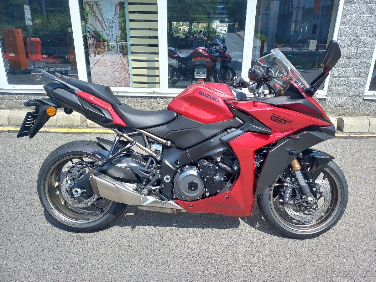 Suzuki GSX-S1000 GT