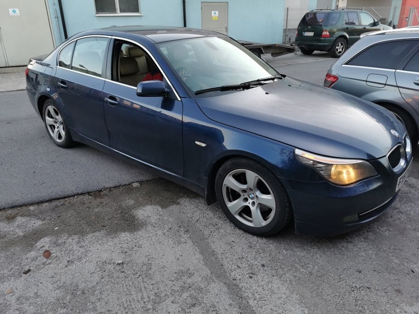 prodam na dily Bmw e60 520d 2007 motor N47d20a130kw facelift