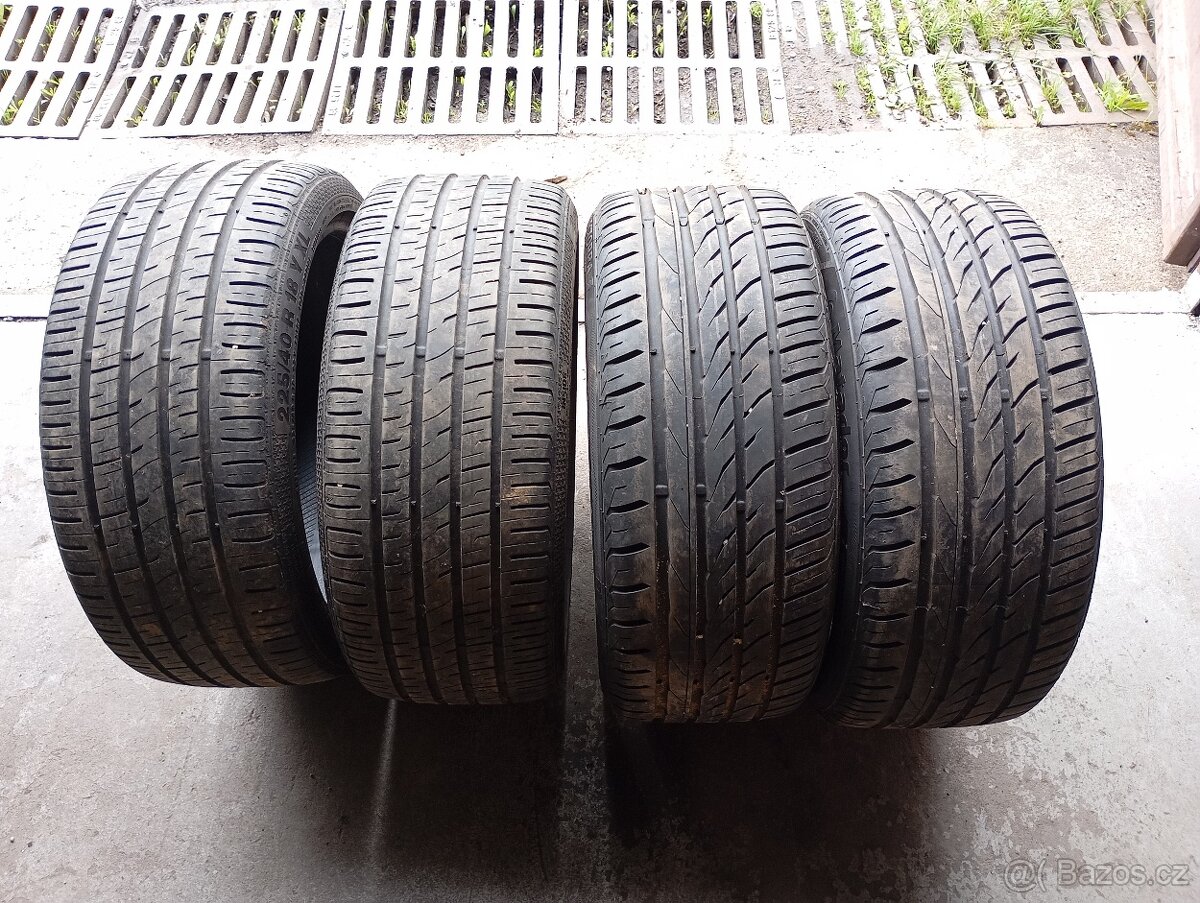 225/40 R18