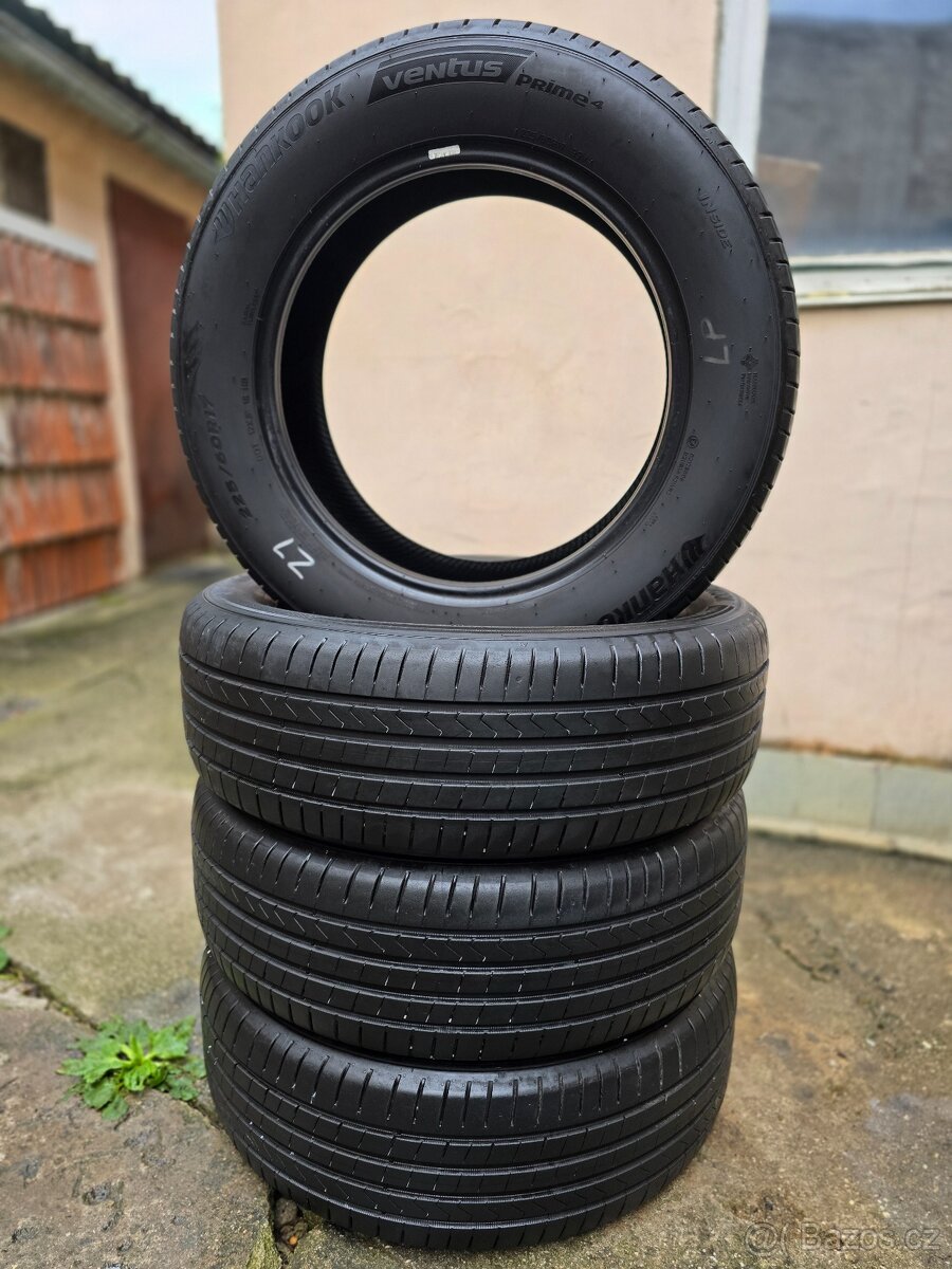 Zánovní letní pneu 225/60/17 poslední model