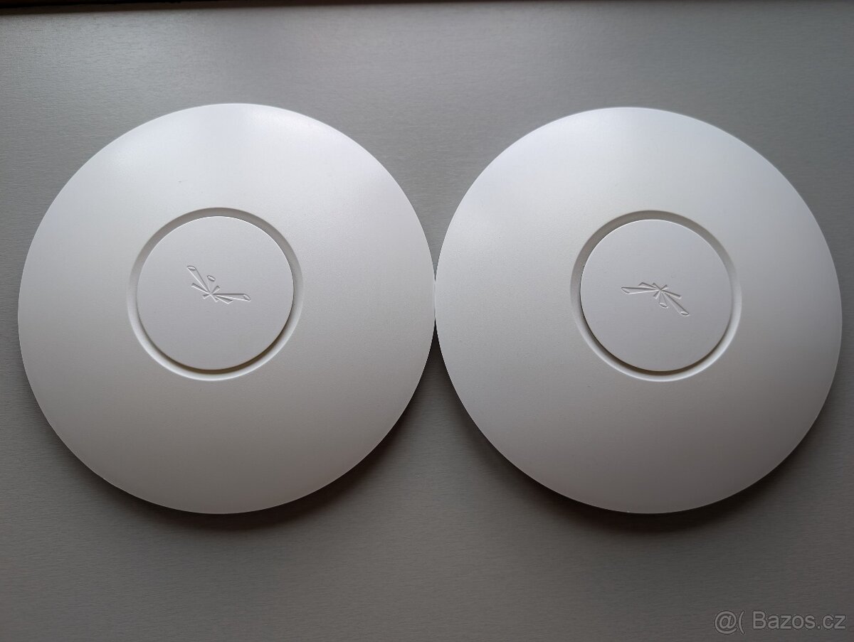 Ubiquiti Unifi AP Pro 450Mbps