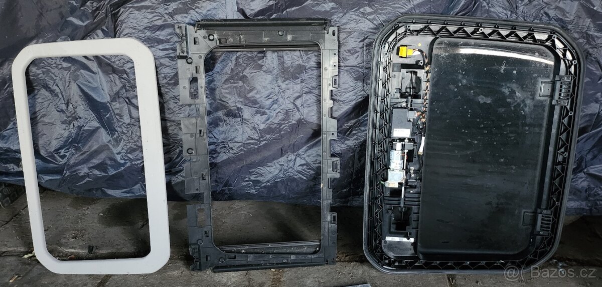 Střešní okno Scania kompletní B10026600C ř.jednotka 2148820