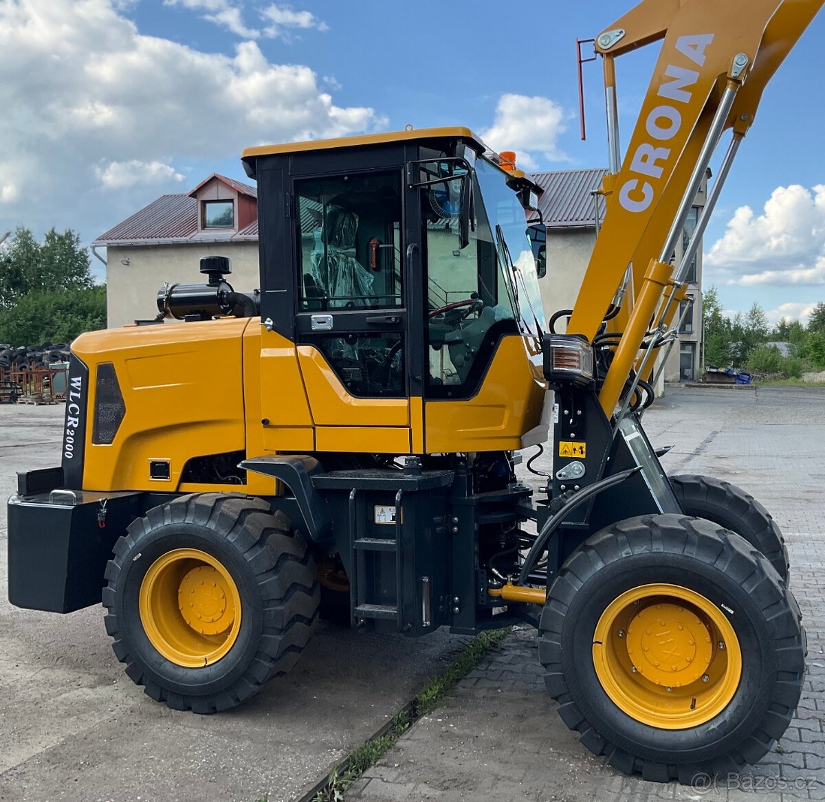 Kloubový nakladač CR20H, kolový nakladač 2000 kg