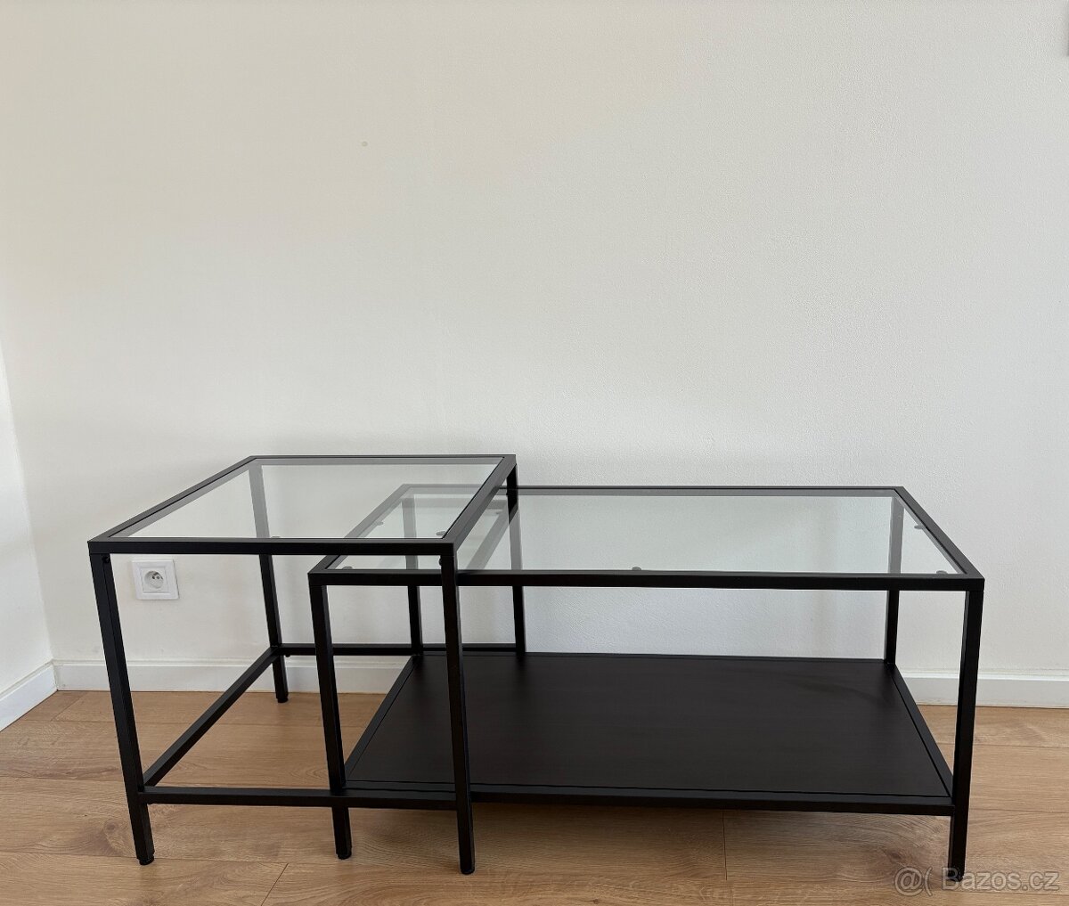 VITTSJÖ (IKEA) Sada stolků, sada 2 ks, černohnědá/sklo, 90x5