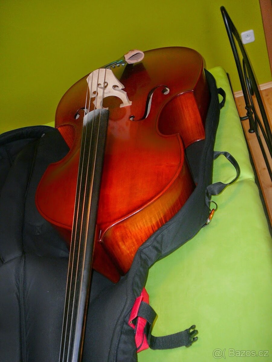 Kontrabas Jaroslav Lavička