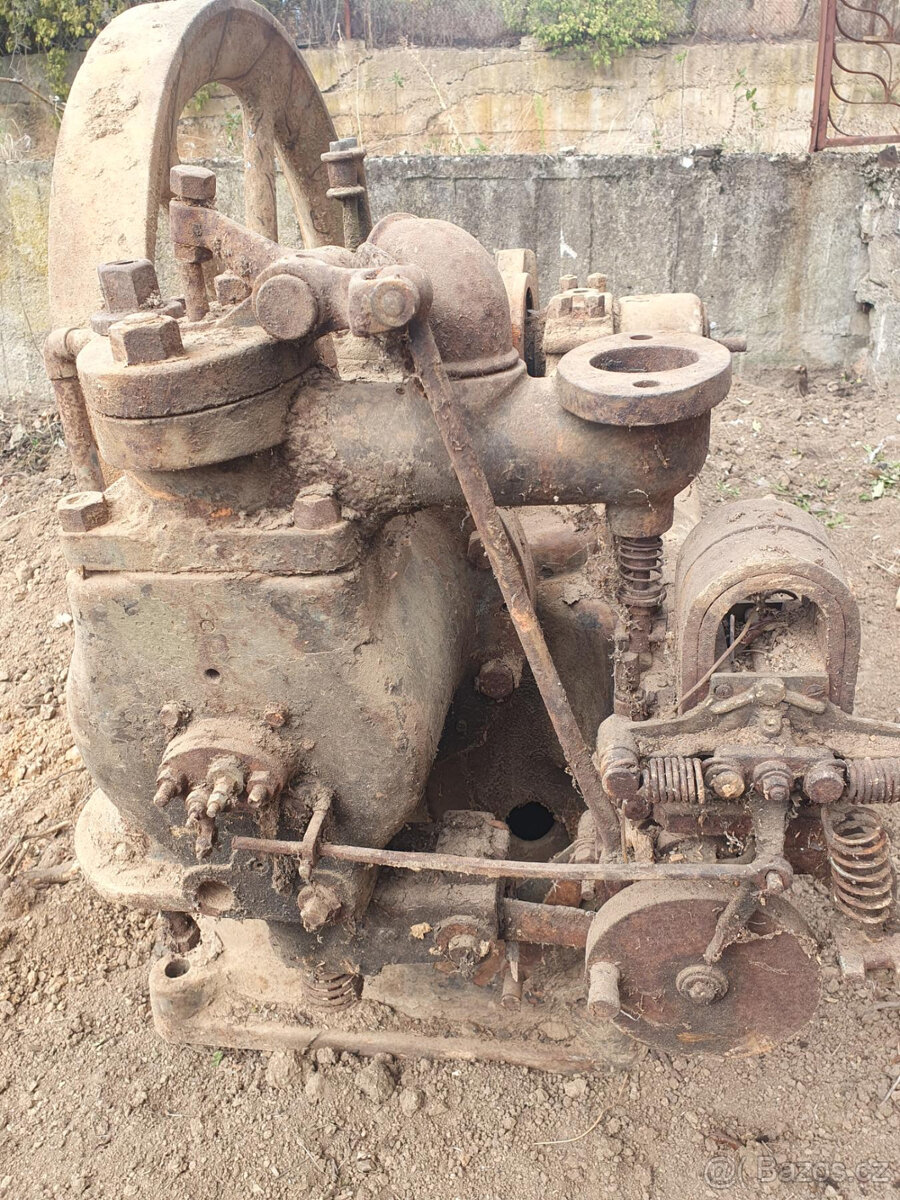 Lorenz, Slávie, parní stroj