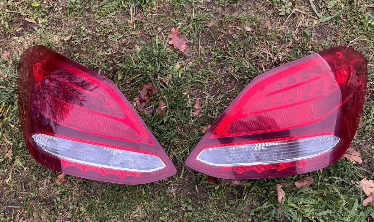 Zadní světla Mercedes-Benz C-Class W205