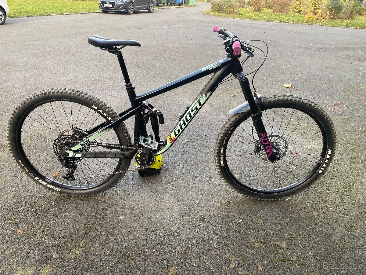 Ghost Riot AM velikost M