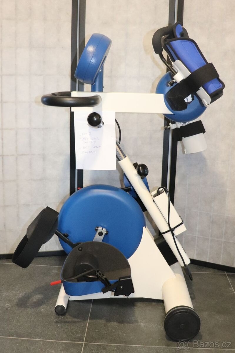 Motomed Viva 2,na nohy a ruce. České menu.