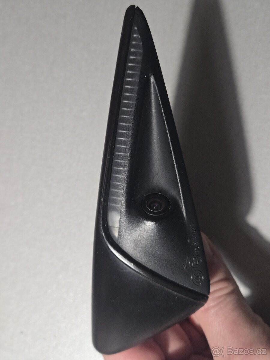 Levá kamera do blatníku Tesla 3/Y