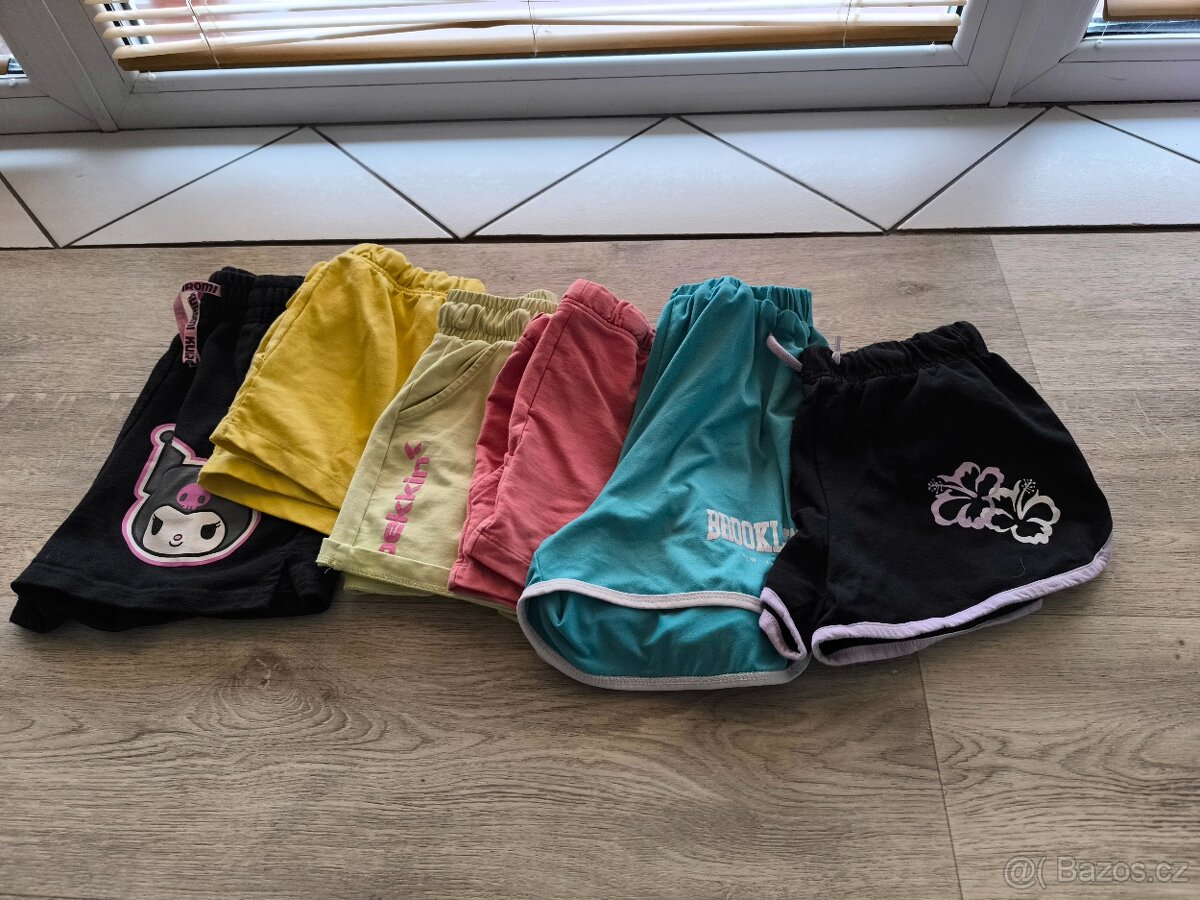 Balík oblečení vel.146-152