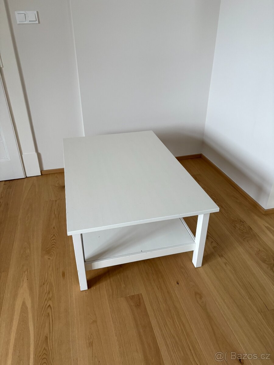 Konferenční stolek IKEA