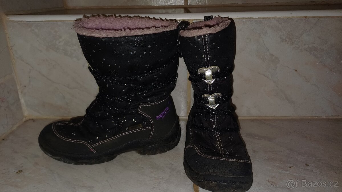 Boty Superfit, goretex, velikost 28