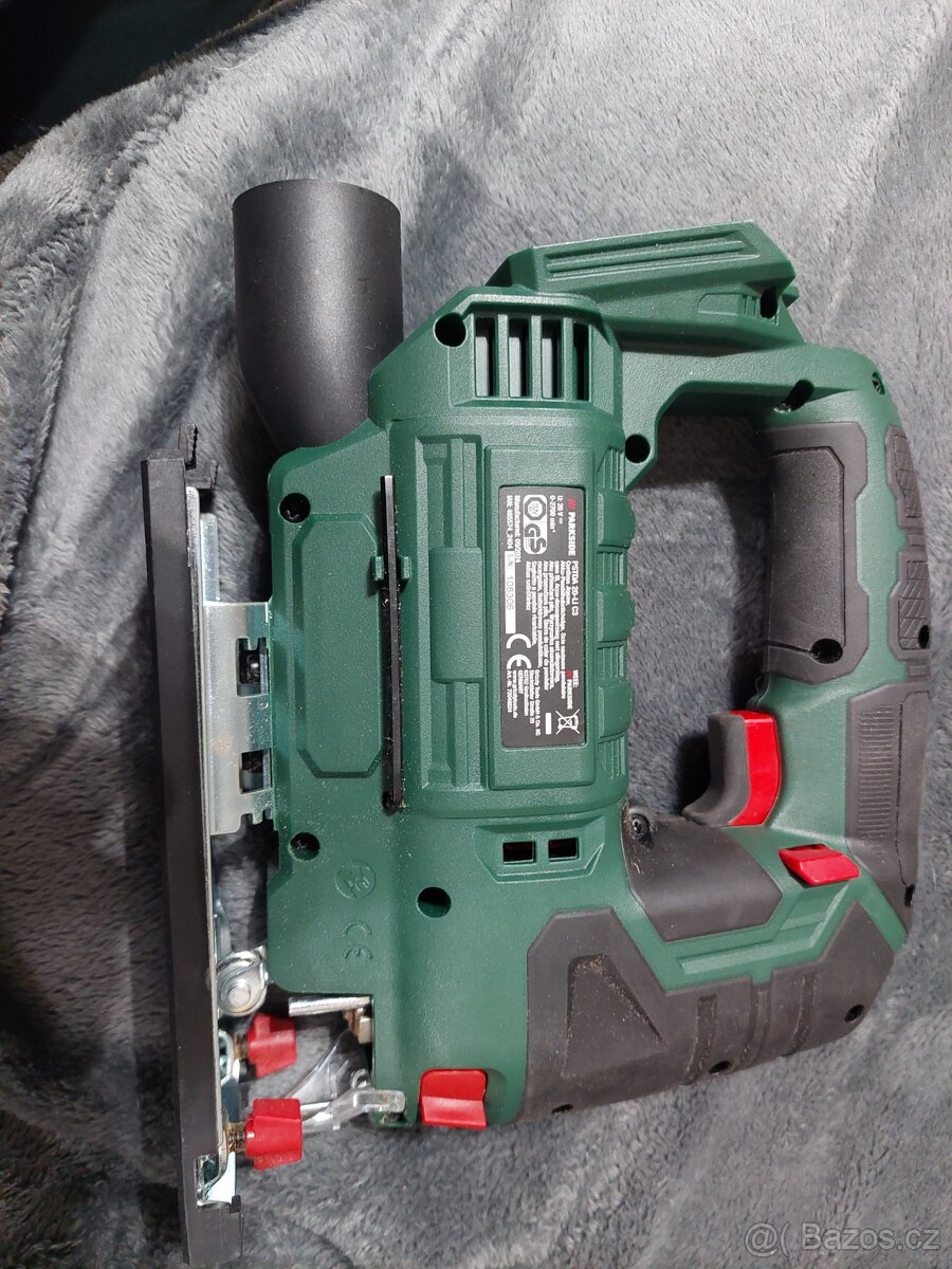 Přímočará aku pila Parkside