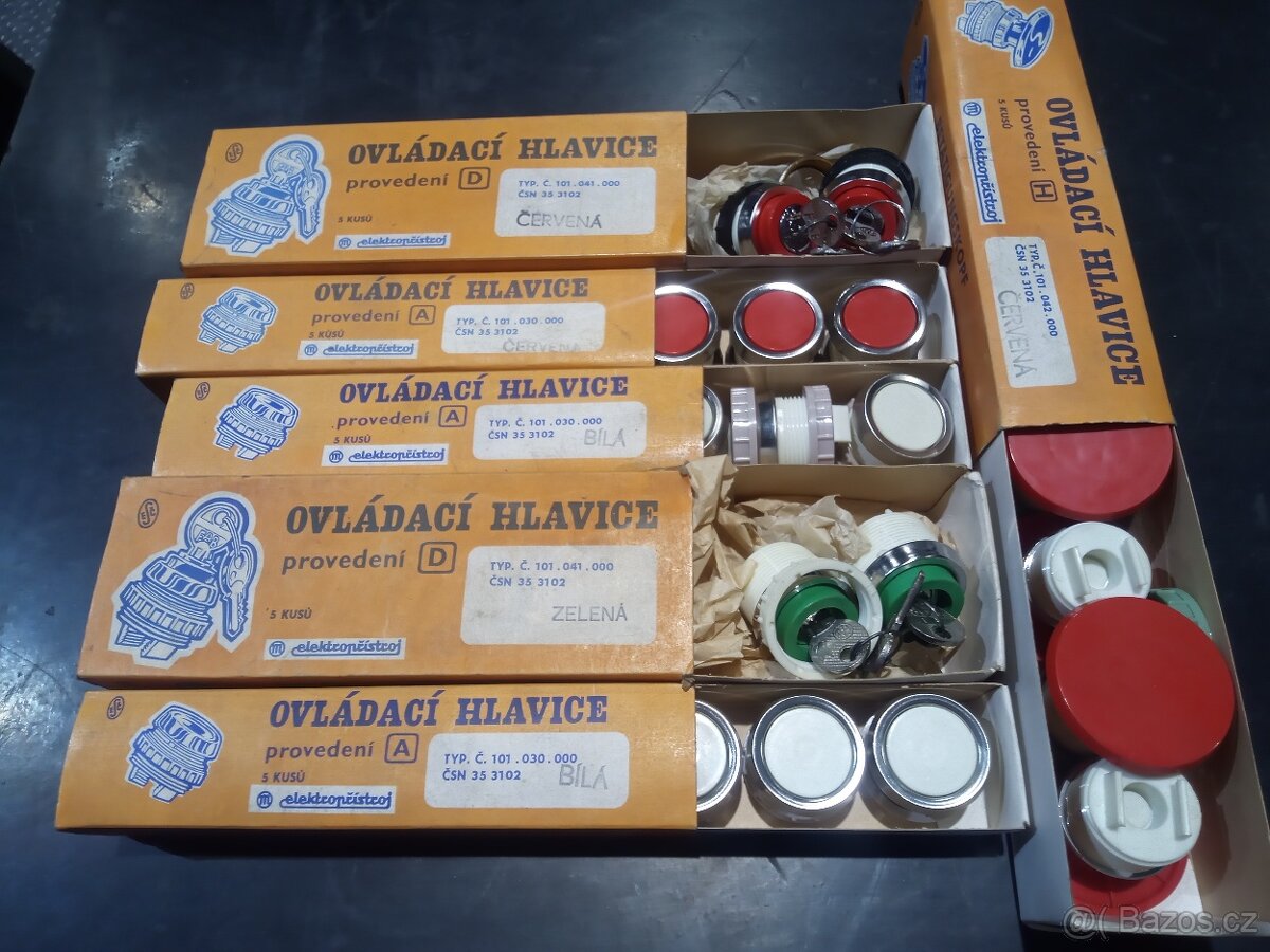 Ovládací tlačítko na rozvaděč