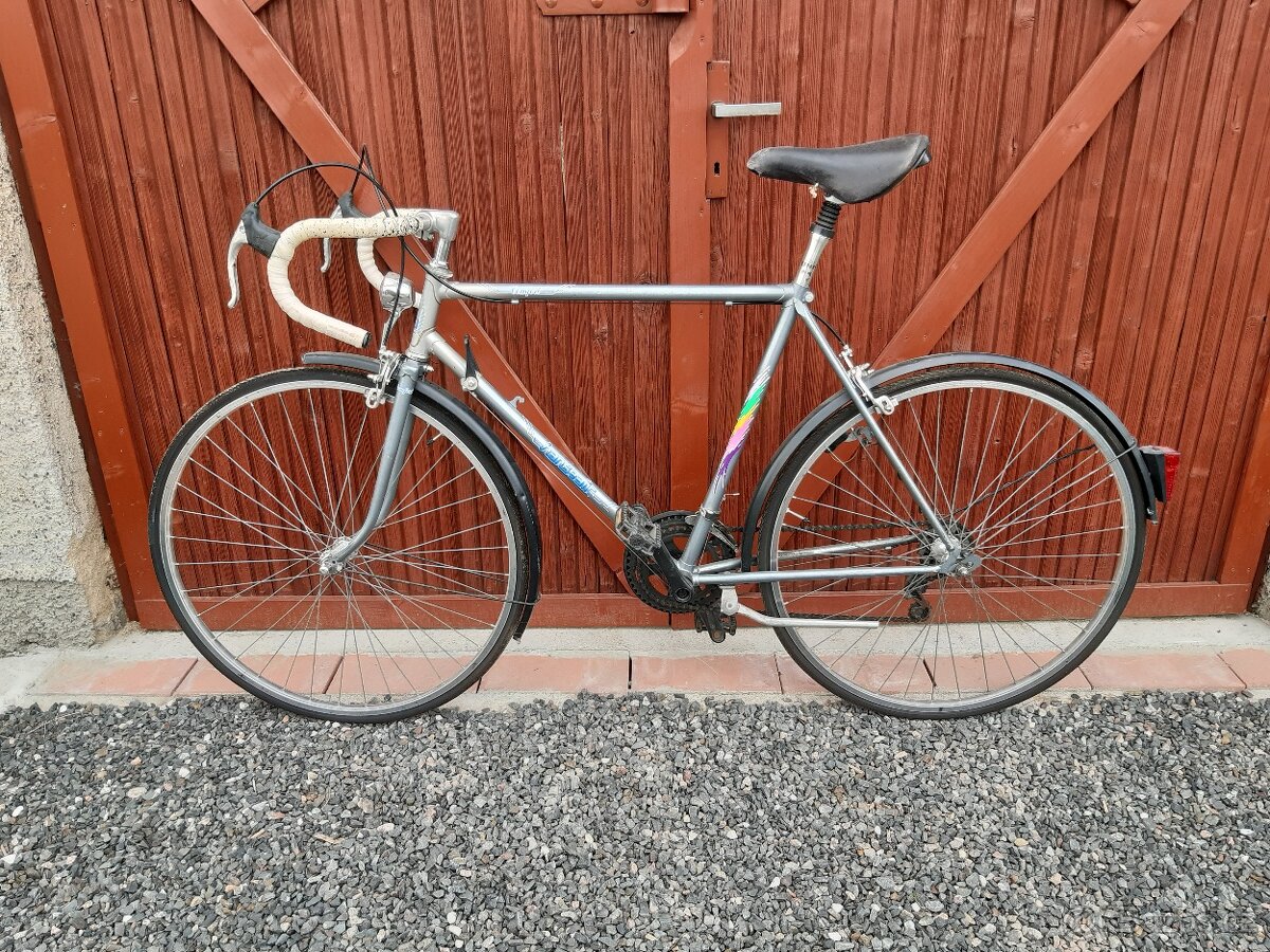 silniční, trekové, horské kolo