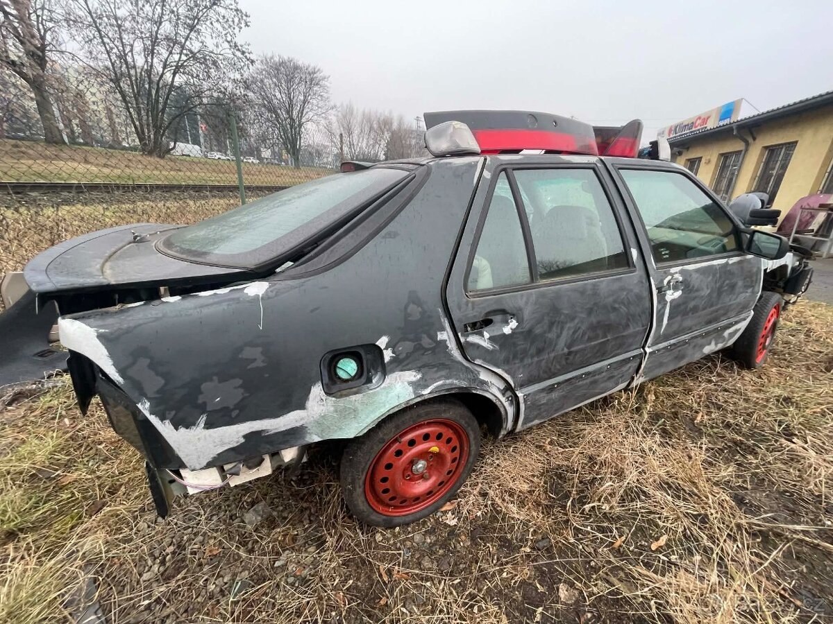 Saab 9000 Anniversary na díly