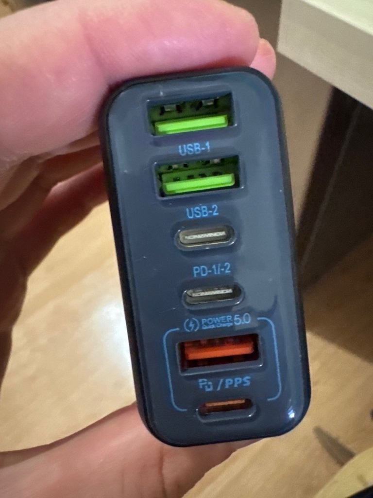 USB nabíječka 5.0 s PD/PPS