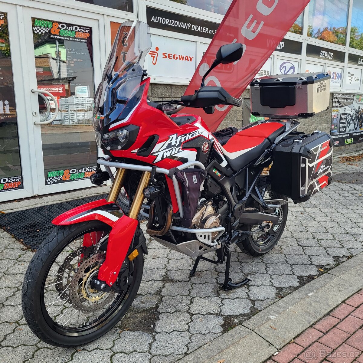 Honda CRF 1000 L Africa Twin DCT ABS, 3x kufr, padací rámy