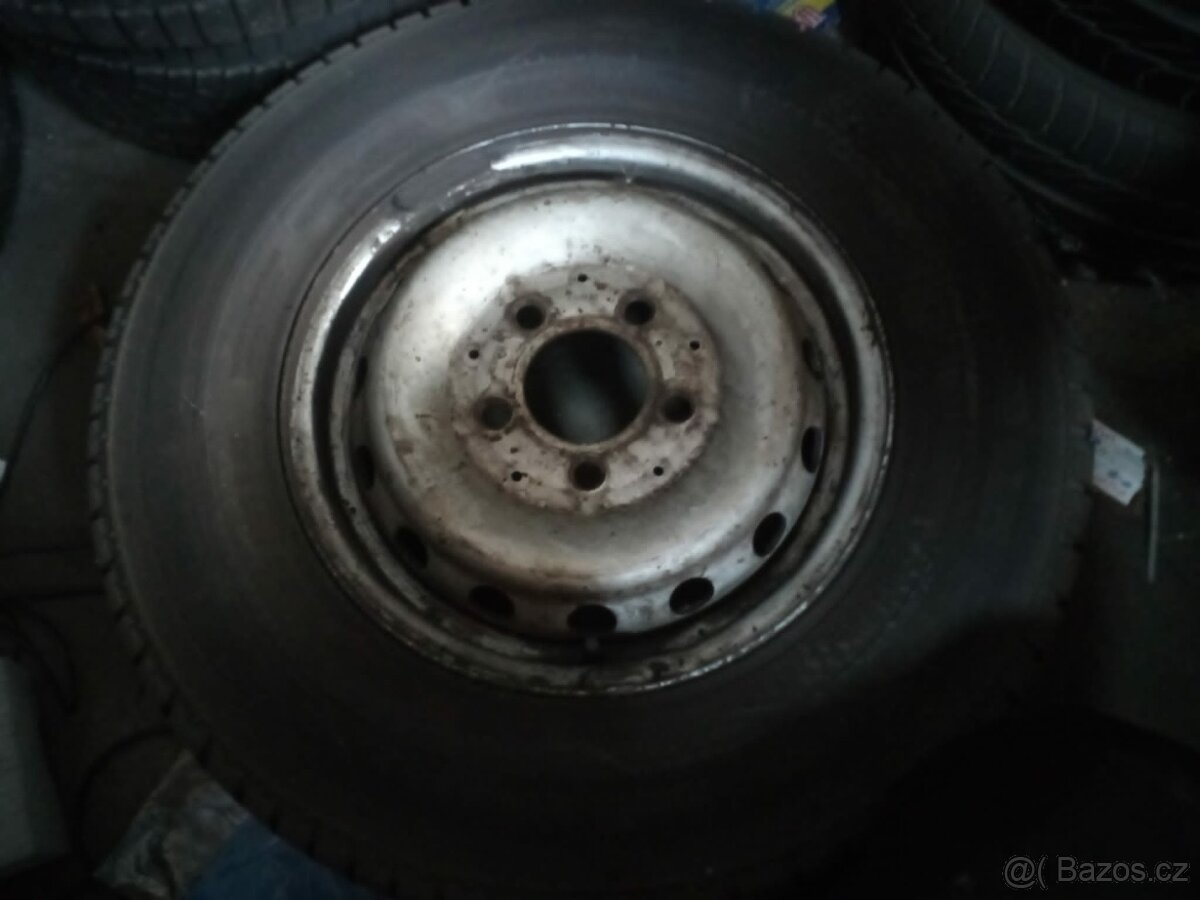 rezerva Mercedes Sprinter VW LT28 6x15 et83 ocelové kolo