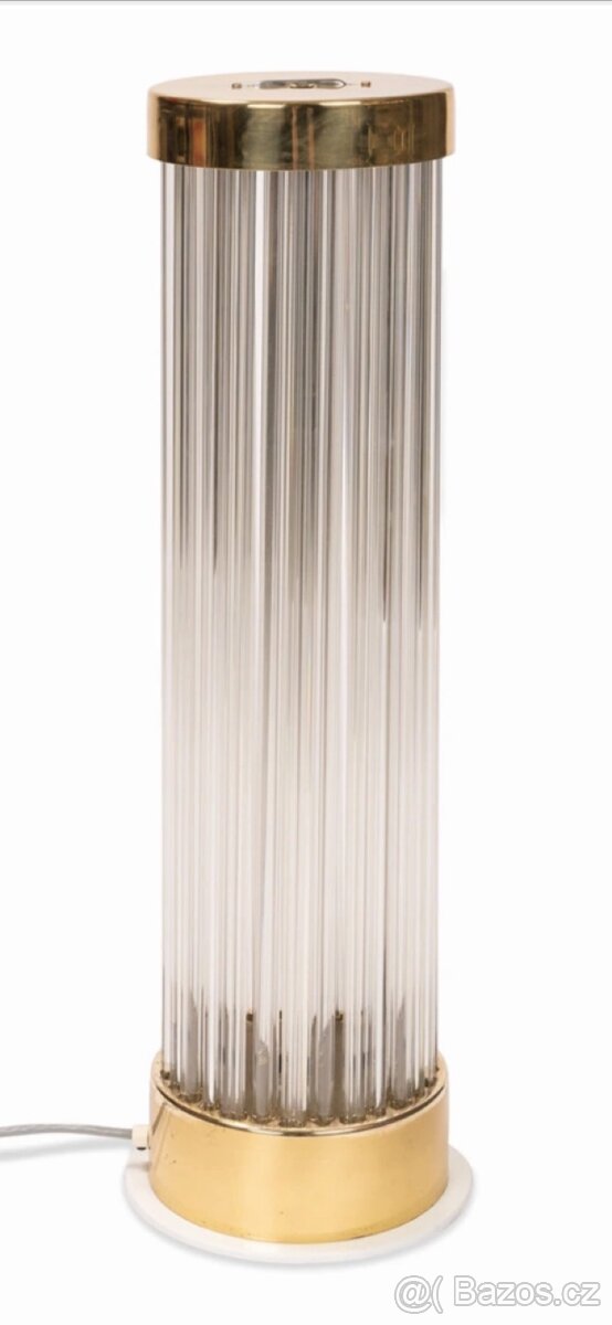 Stojací lampa