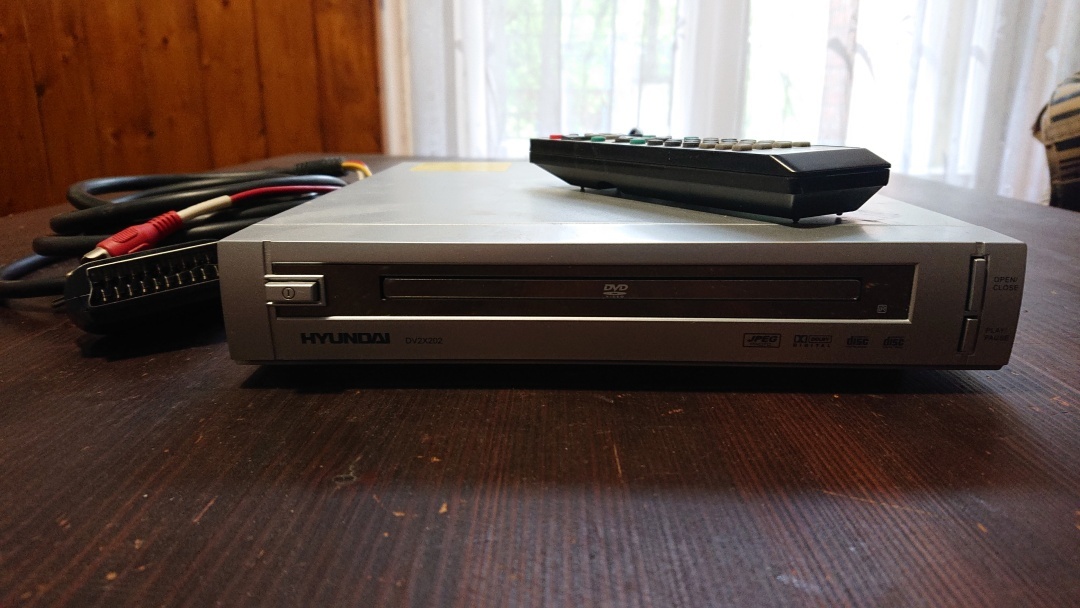 DVD přehrávač Hyundai DV2X202 - téměř nepoužitý