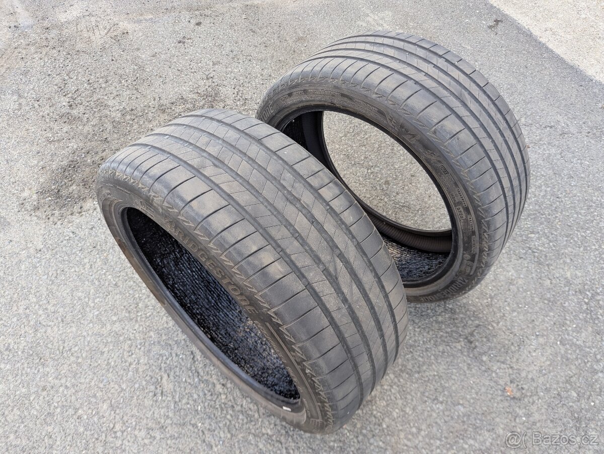 2ks BRIDGESTONE TURANZA ECO 255/40 R21 102T - 4,7mm vzorek