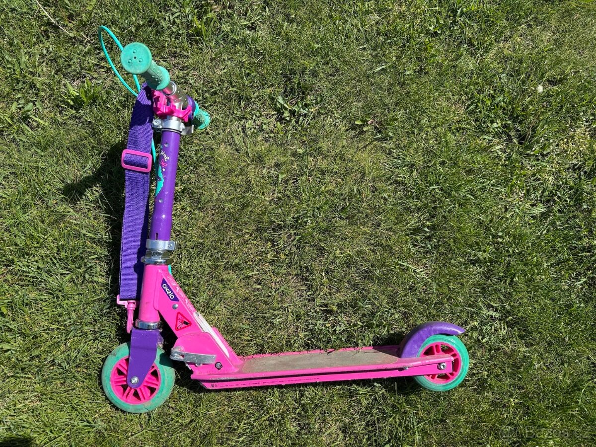 Prodám dětskou koloběžku Oxelo Play 5 Girl