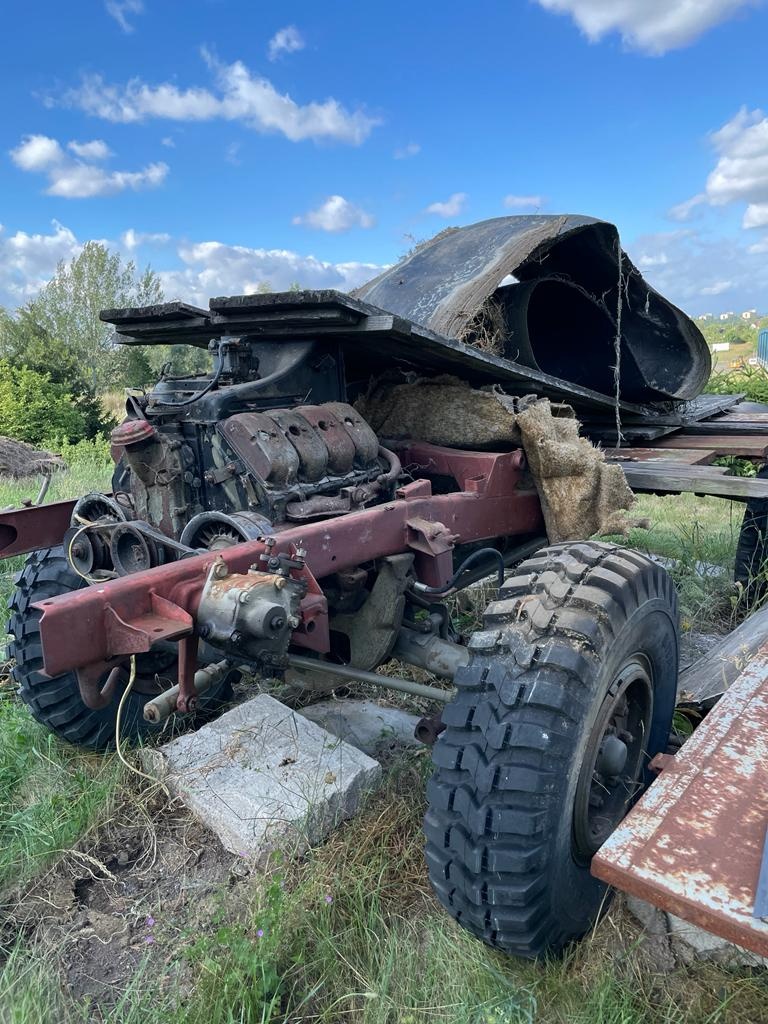Tatra 805 podvozek s motorem