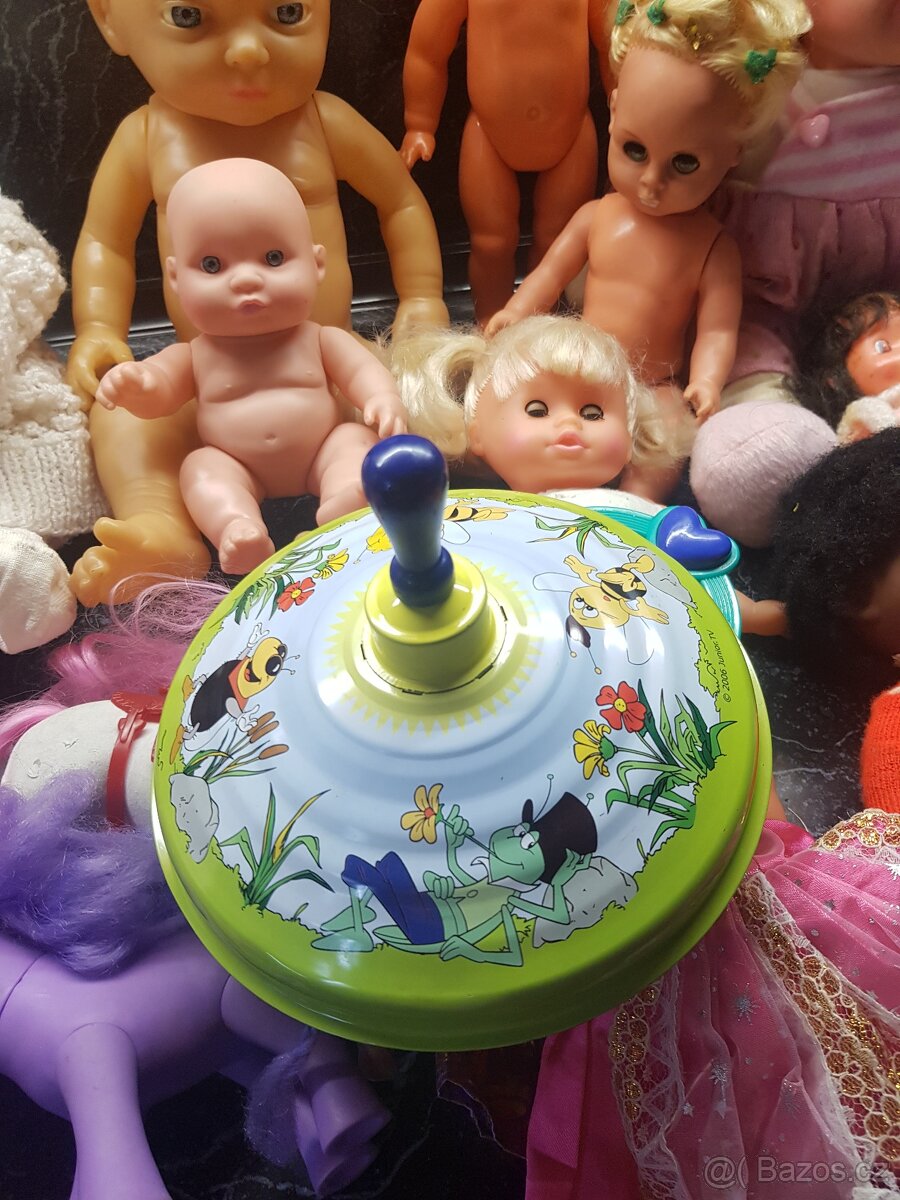Panenky a hracky