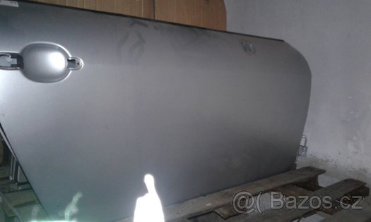 levé pravé přední dveře audi TT