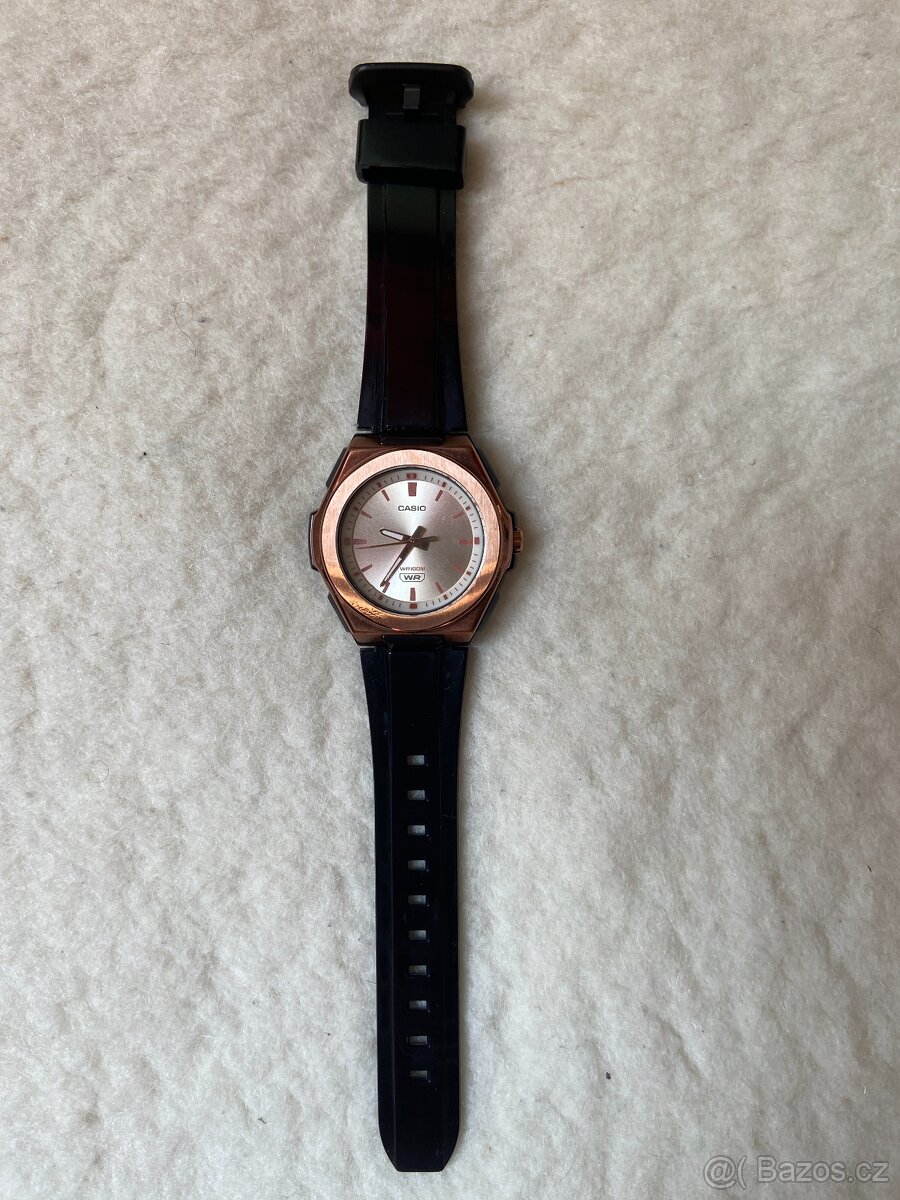hodinky dámské Casio LWA300HRG