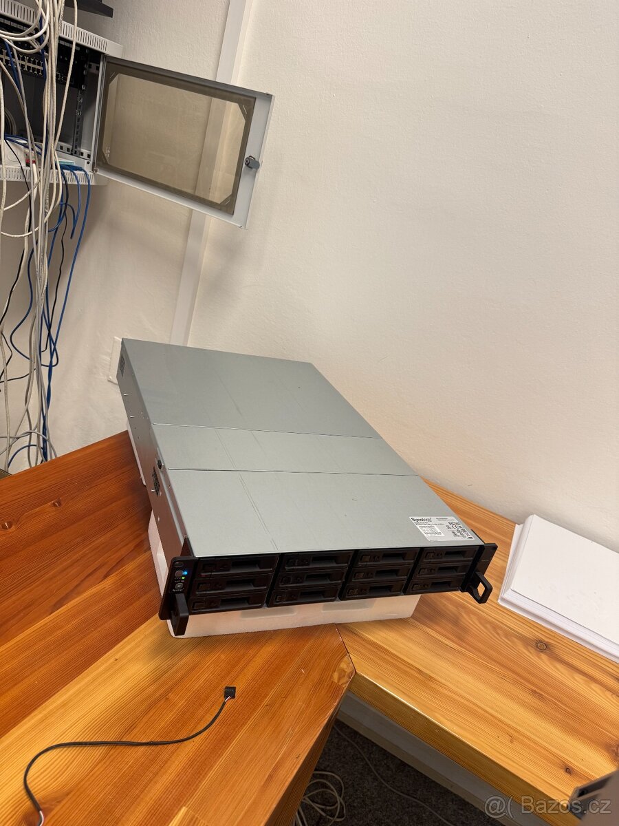 Synology RS3618xs