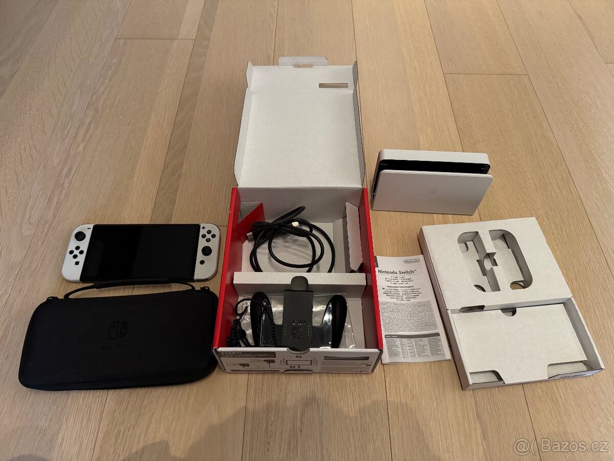 NINTENDO SWITCH - OLED WHITE