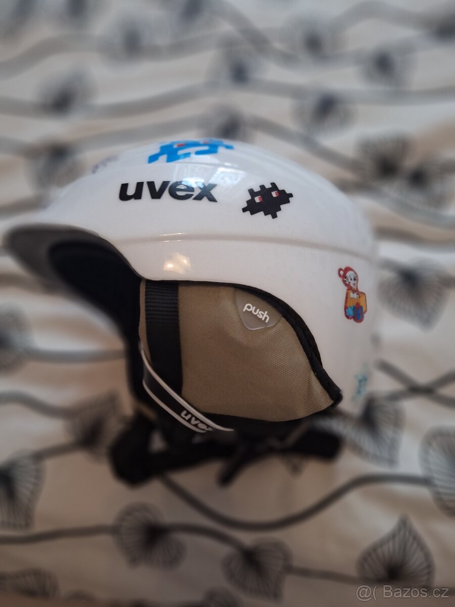 Dětská lyžařská helma Uvex 48-52 cm