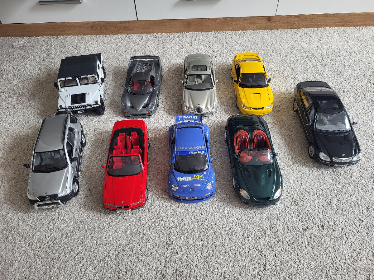Modely aut originál 1/18 v hezkém stavu