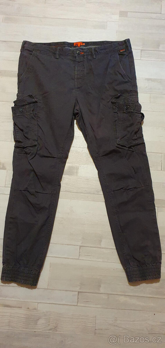 Monterky Superdry Military Premium 2XL Pas 50-52 cm