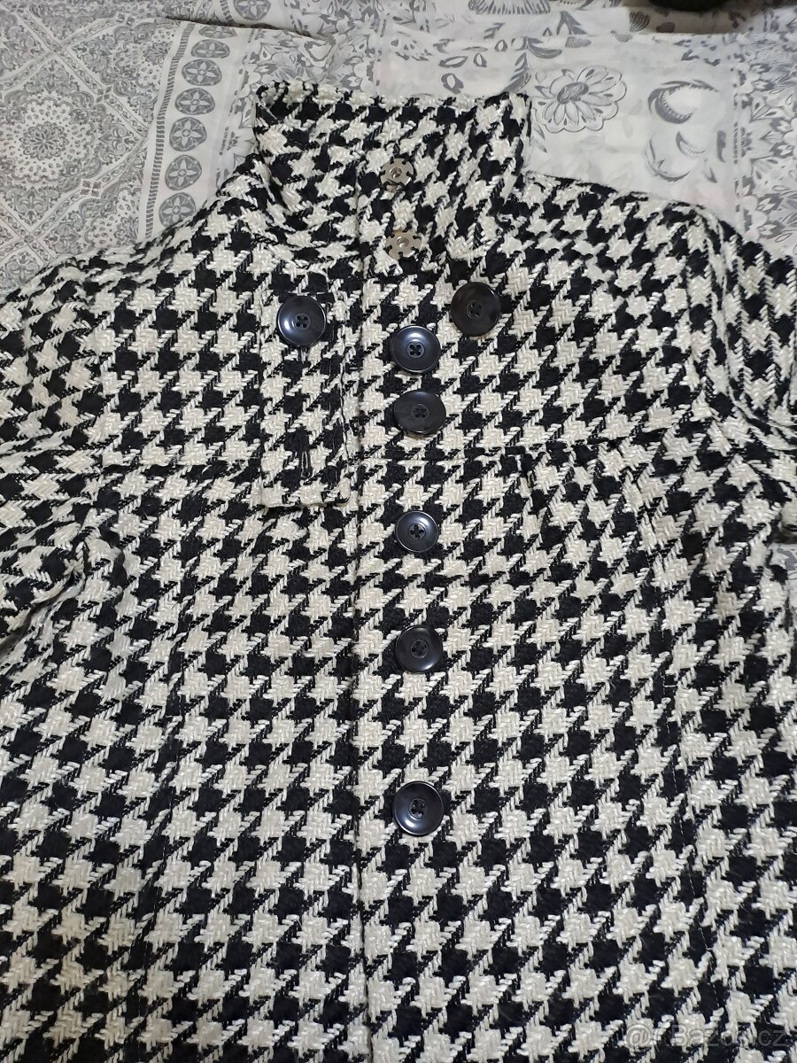 Dámský luxusní kabátek vel. 34 zn. Yessica