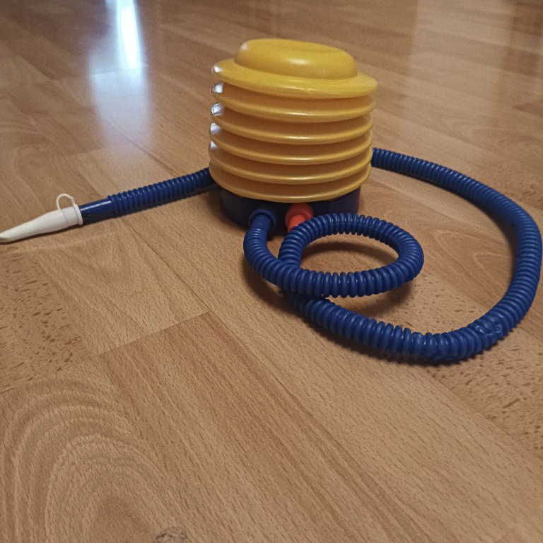 Nožní pumpa - miniaturní - extra cena