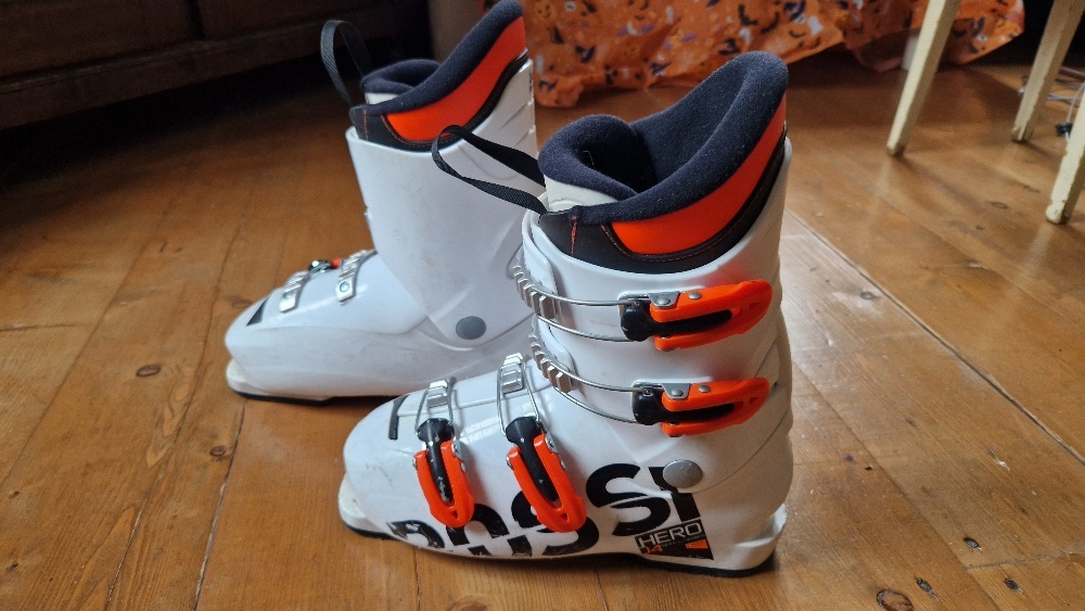 Lyžáky Rossignol Hero World Cup J 4, 245 mm.