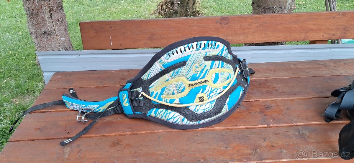 trapéz DAKINE na kitesurf, windsurf apd