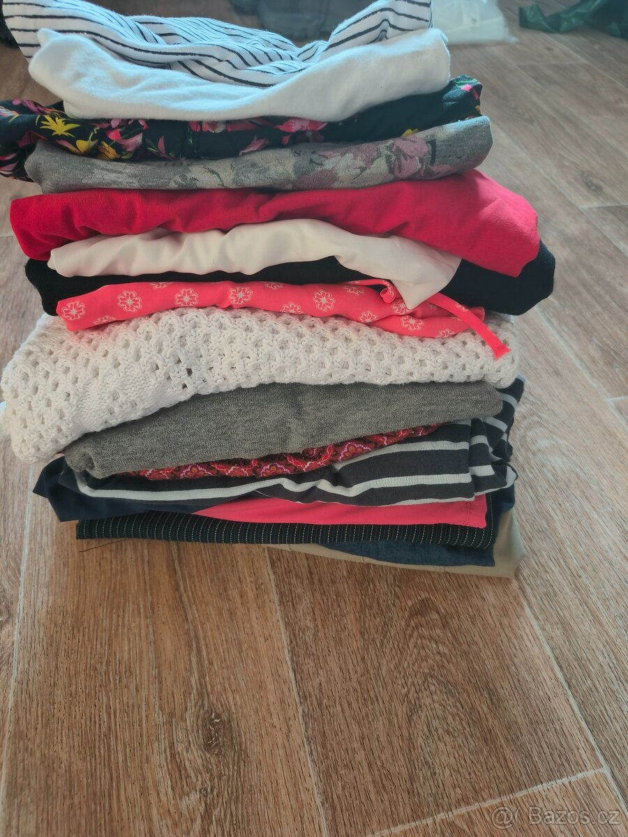 Balík  mix dámského oblečení, vel.42/44