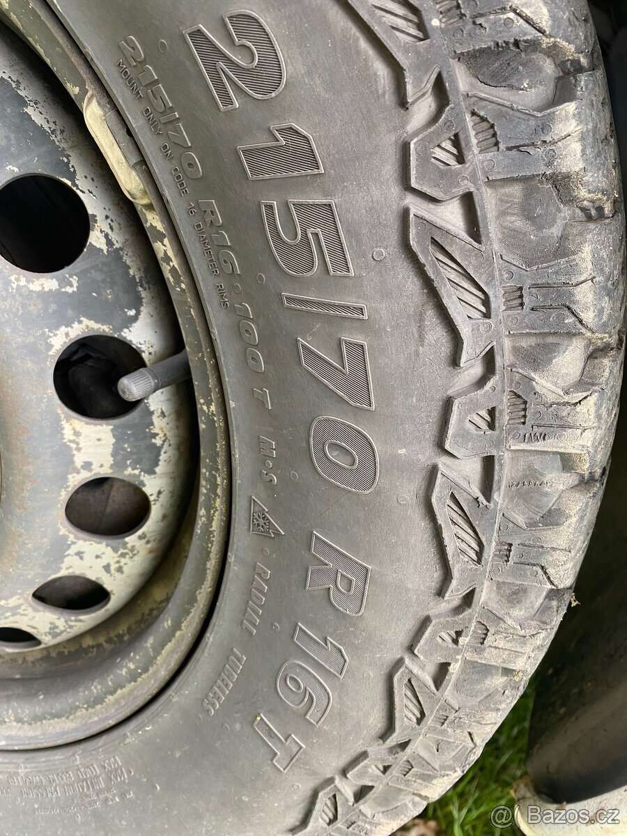 Matador Izzarda A/T 2 215/70/R16 100Tceloroční