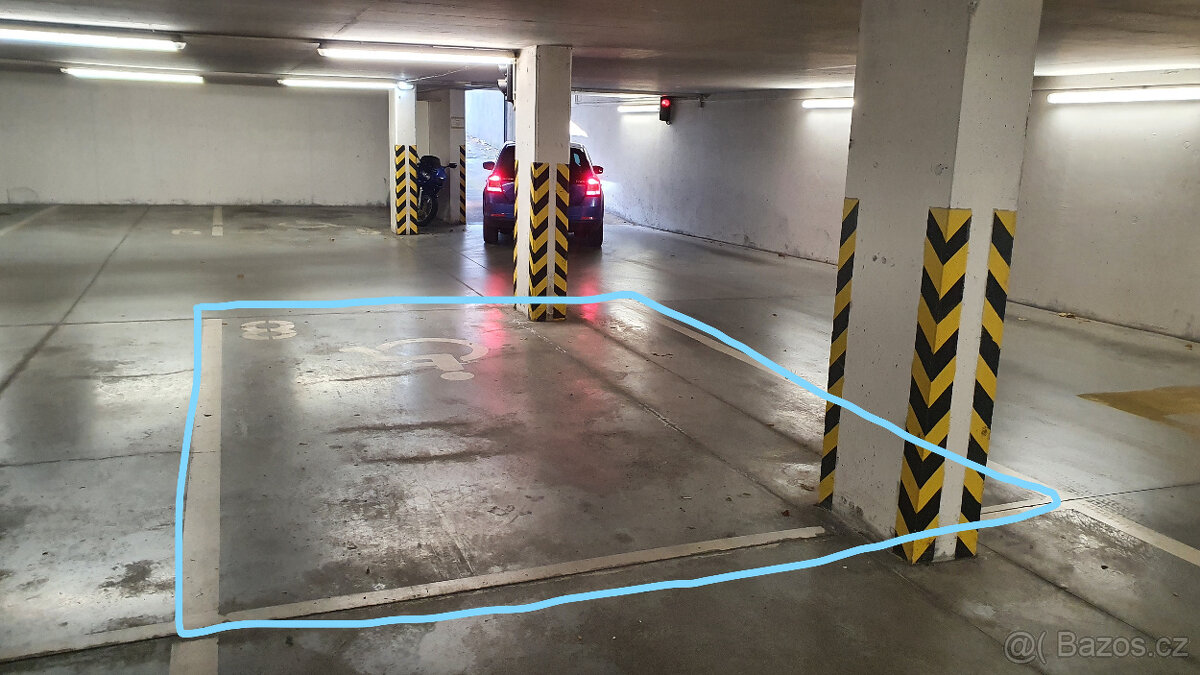 Pronájem garážového stání Praha 8 Kobylisy 170m od metra