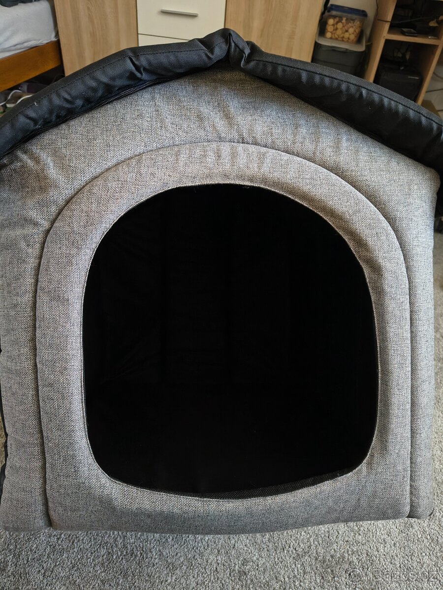 Kvalitni molitanova psi bouda/pelech, barva seda/cerna