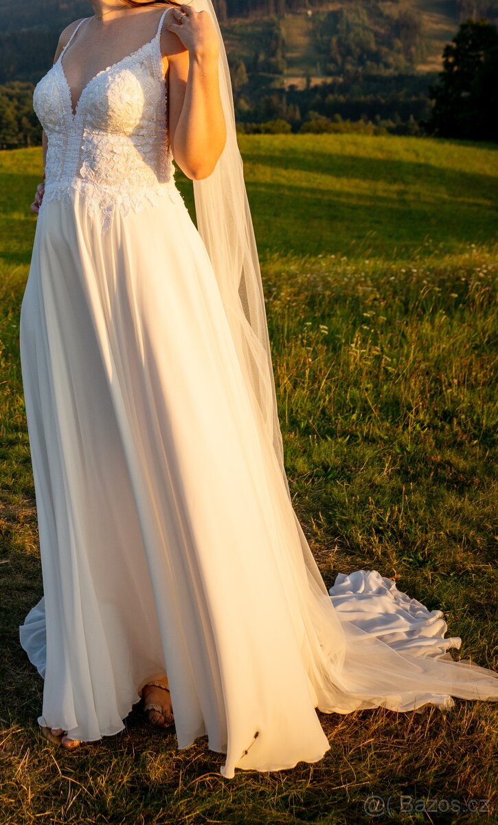 Prodám svatební šaty, vel. 38