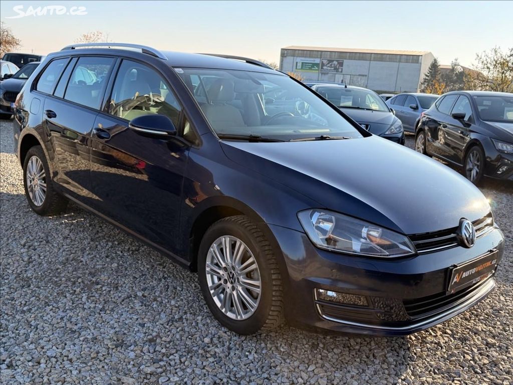 Volkswagen Golf 143000km Nová Stk