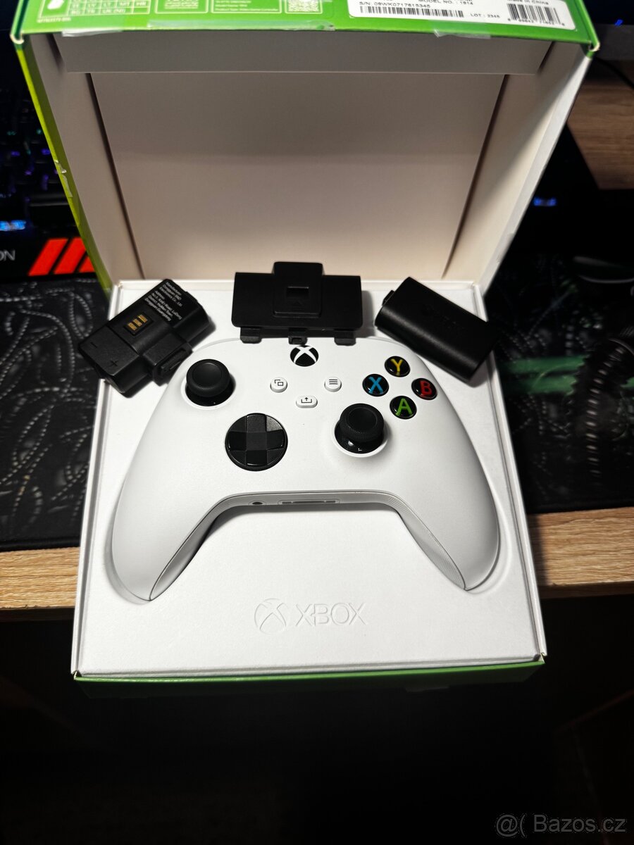 Xbox series s/x ovladač