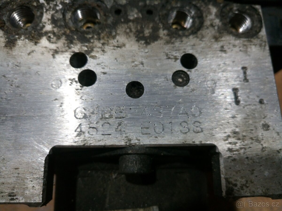 Mazda 6 ABS pumpa