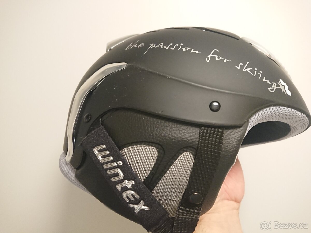 Lyžařská helma wintex